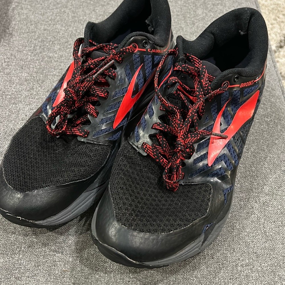 Brooks men’s Caldera 2. Size 12 medium width.